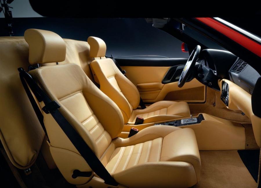  Ferrari F355 Spider 1995 года  (фото 17 из 25)